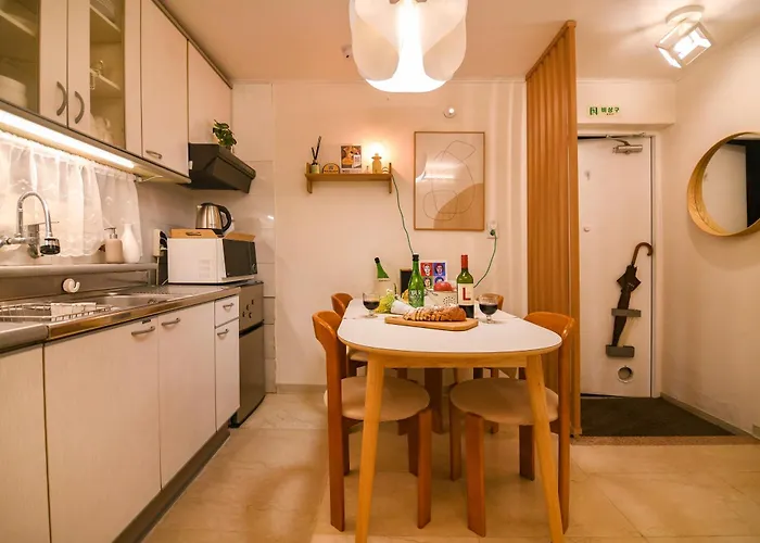 Apartamento 3br Private House Hyehwa Family 3 Acs Airport Taxi Available *